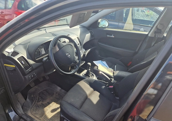 Hyundai I30 cena 4200 przebieg: 200000, rok produkcji 2007 z Kórnik małe 46
